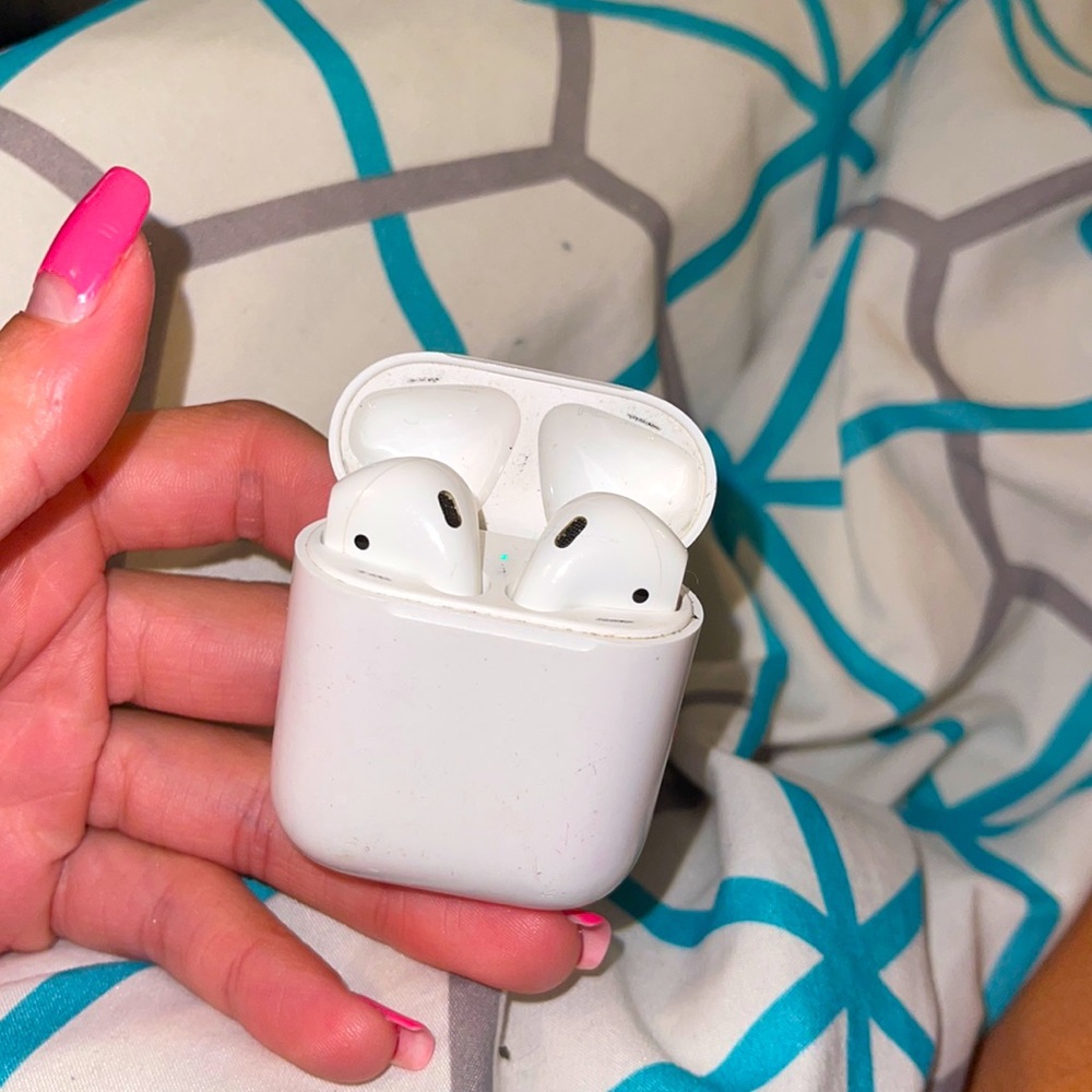 Airpods with case!